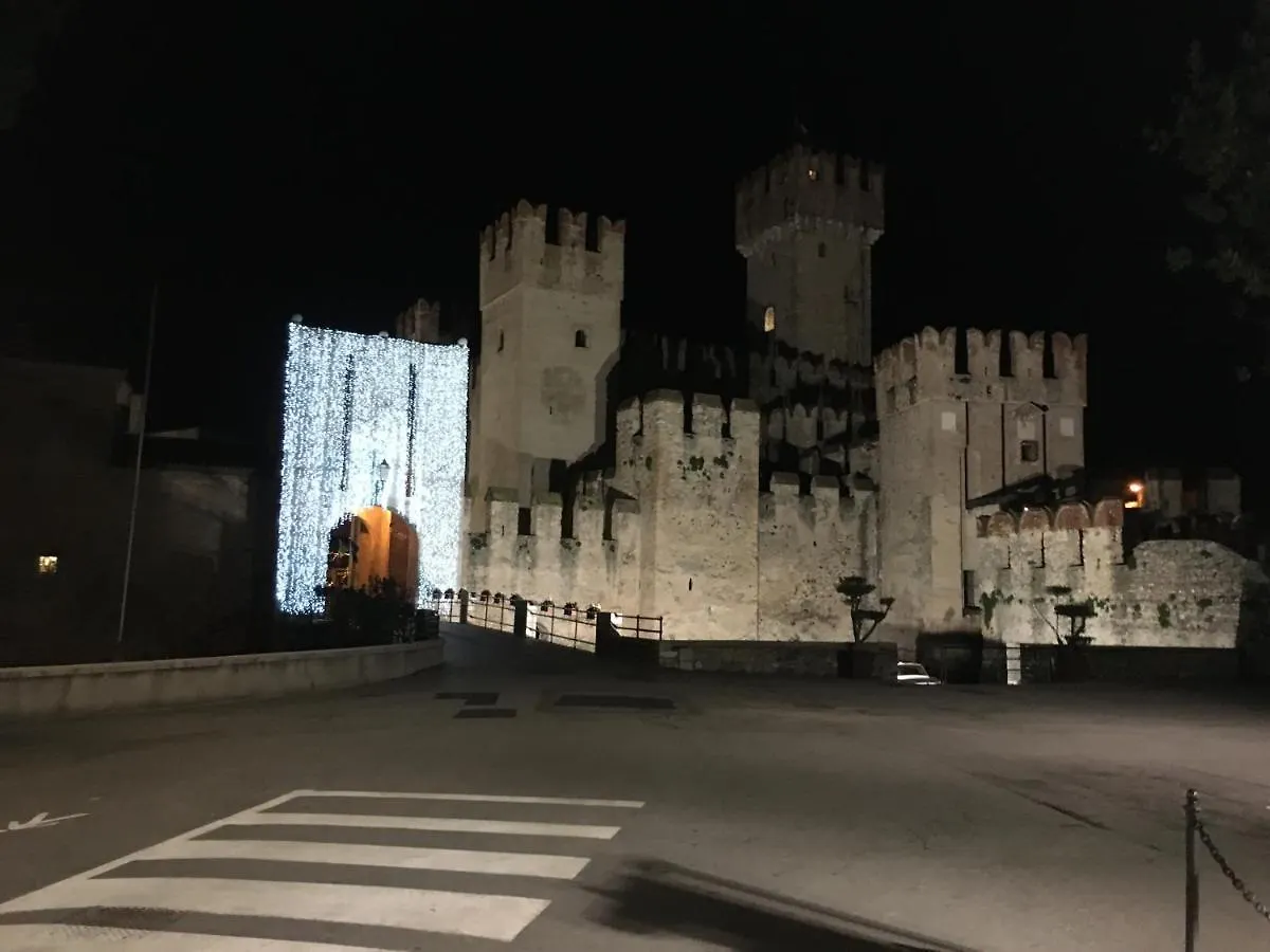 Hotel Villa Rosa Sirmione 3*,  Italy