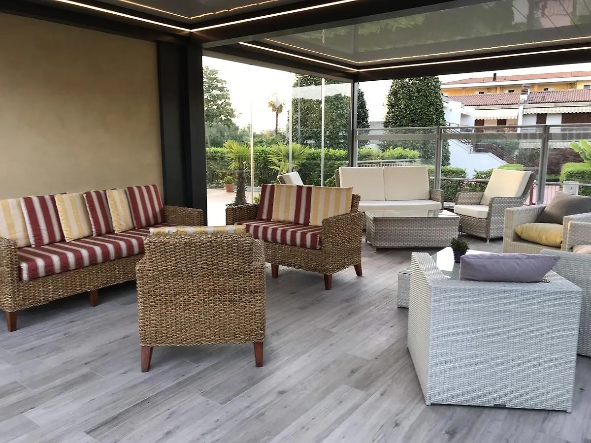 Hotel Villa Rosa Sirmione 3*,  Italy