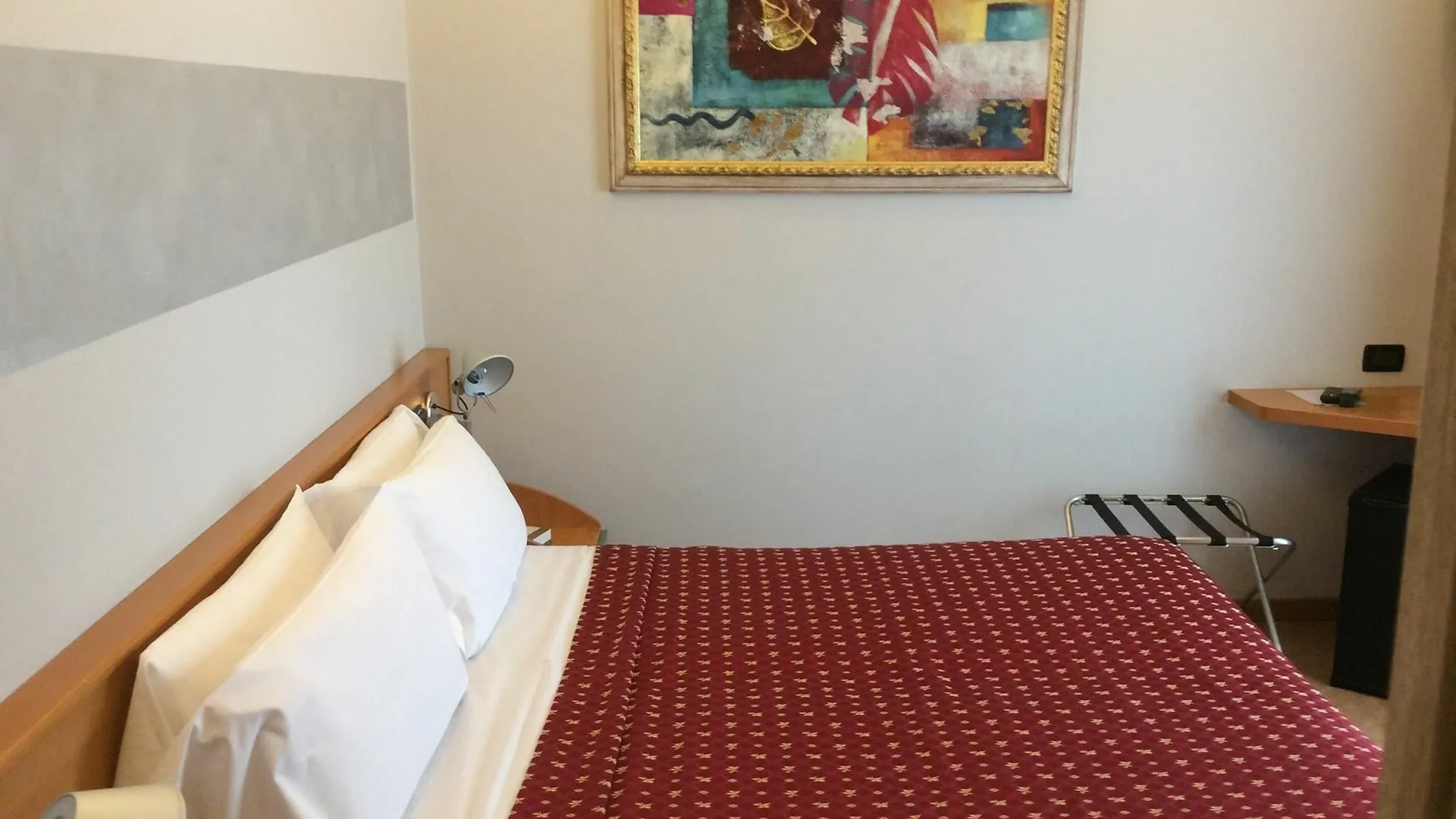 Hotel Villa Rosa Sirmione 3*,  Italy