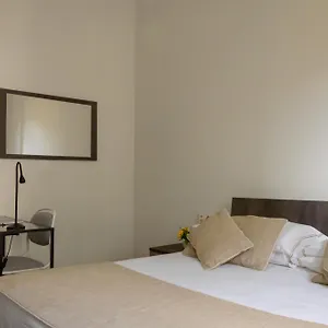 Pensión Homelink - Charlotte Florencia